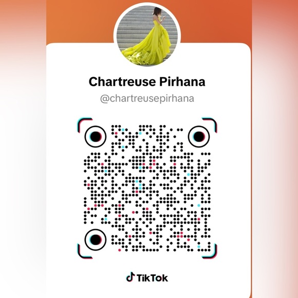 ✨🐠GOING LIVE✨🐠
                  ⭐️The Chartreuse Pirhana⭐️ - Picture 3 of 15